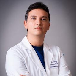Dr. Esteban Lizarraga
